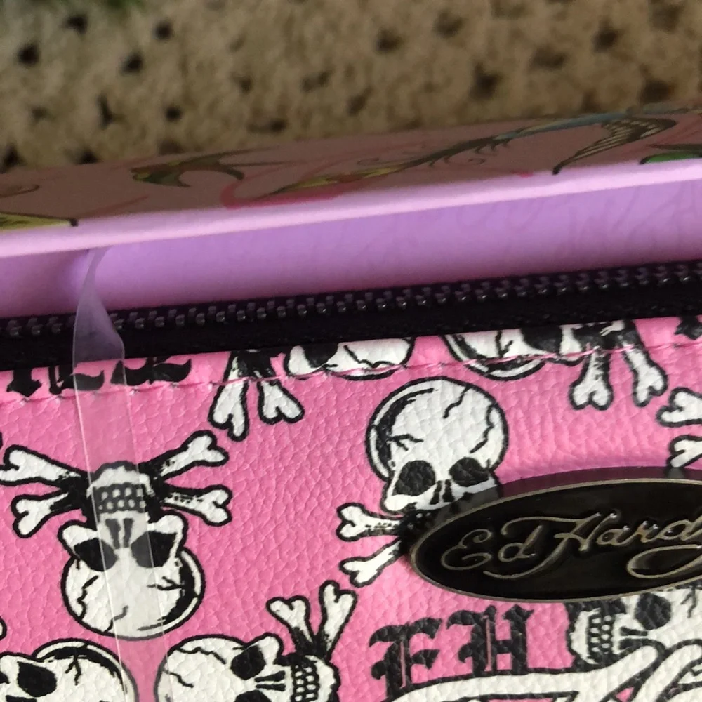 Ed Hardy Pink Zip-Around Wallet & Key Ring